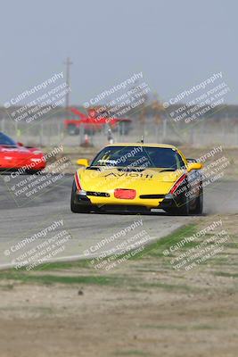 media/Oct-25-2025-CalClub SCCA (Sat) [[34c778dfbe]]/Group 3/Qualifying/